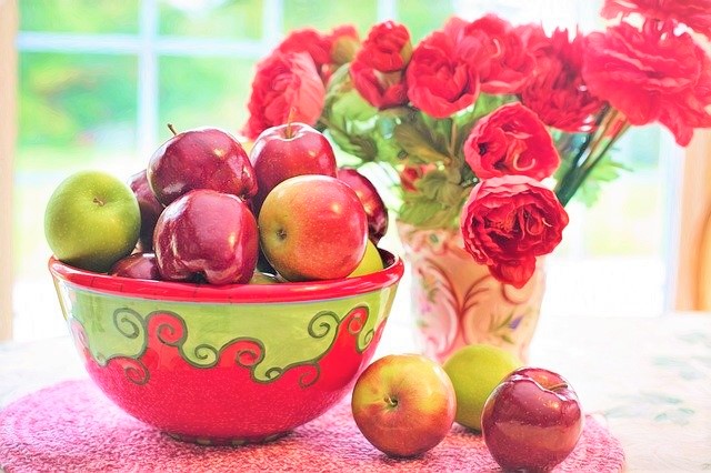 リンゴ　りんご　林檎　赤